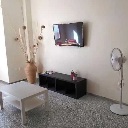 La 4 *