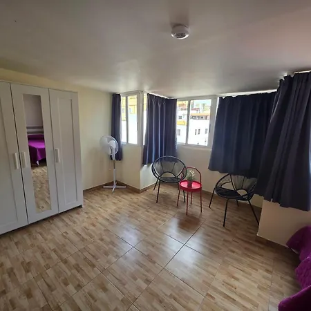 Apartment La 4